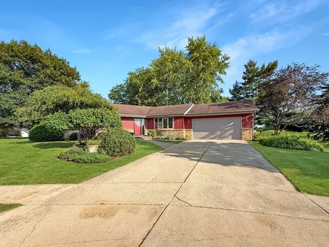 829 Sutton Place Freeport IL 61032