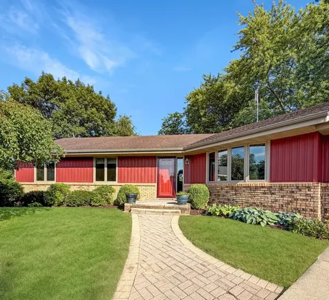 829 Sutton Place Freeport IL 61032