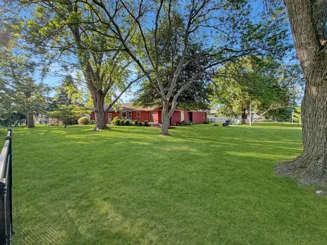 829 Sutton Place Freeport IL 61032
