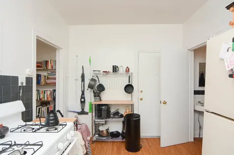 1933 West Crystal Street Chicago IL 60622