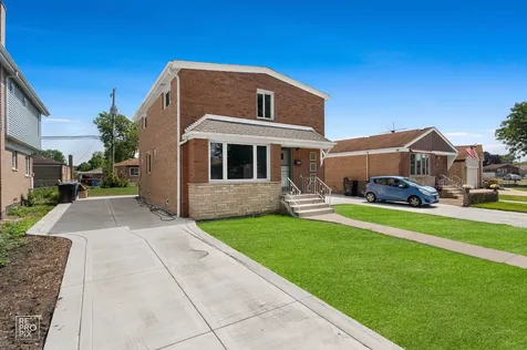 4329 West 81st Street Chicago IL 60652