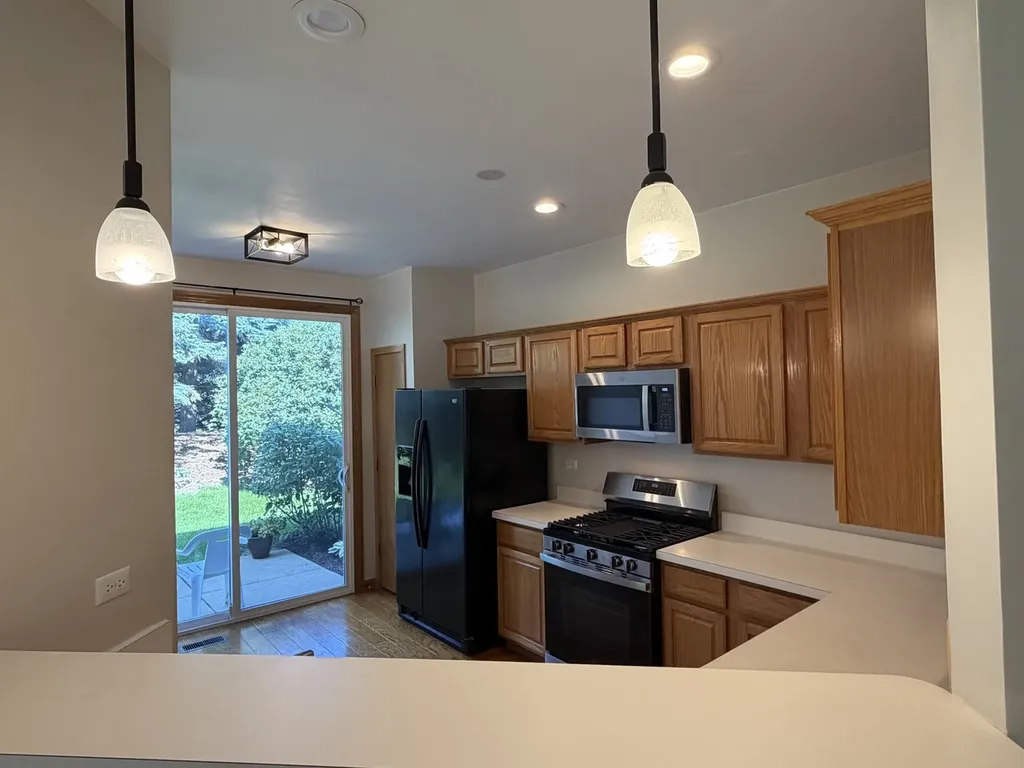 2994 Waters Edge Circle Aurora IL 60504