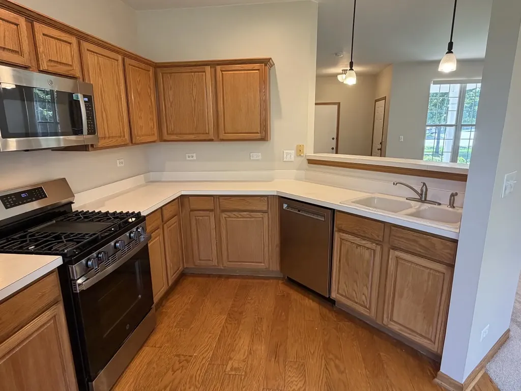 2994 Waters Edge Circle Aurora IL 60504