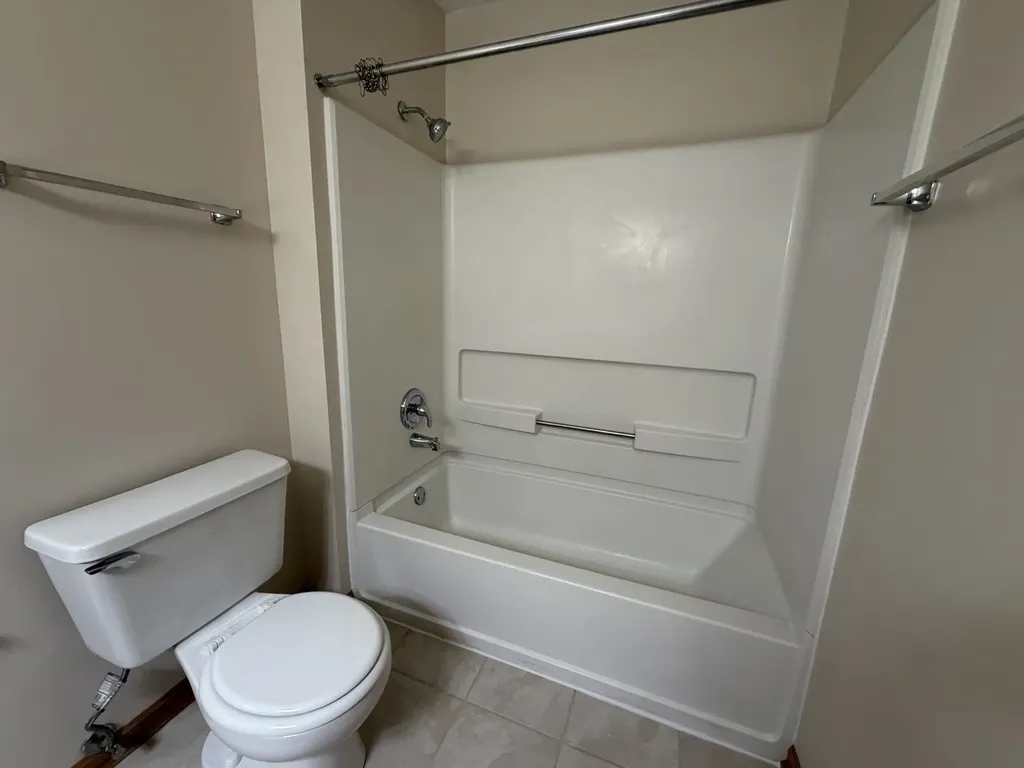 2994 Waters Edge Circle Aurora IL 60504