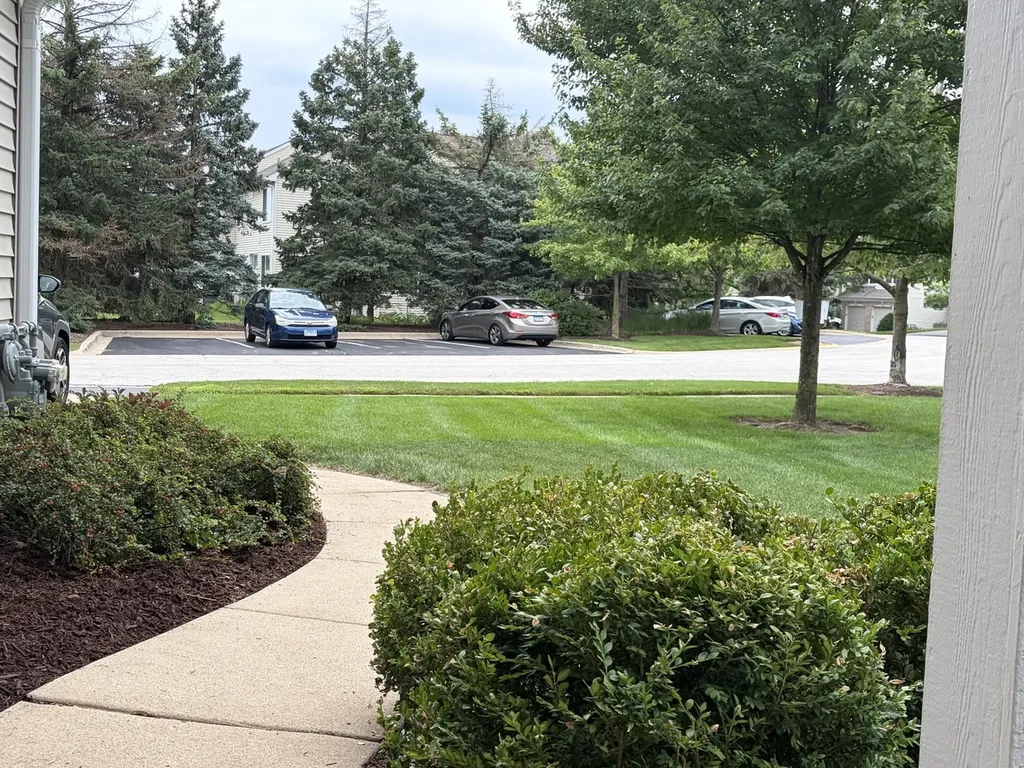 2994 Waters Edge Circle Aurora IL 60504
