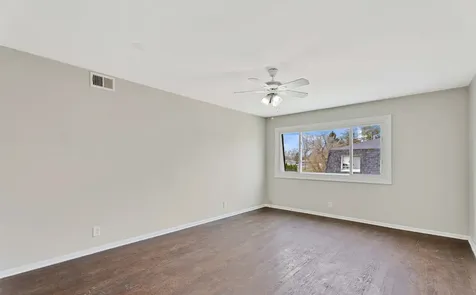 103 Harbor Drive Oswego IL 60543