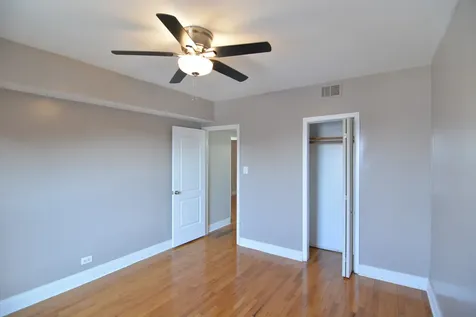 3241 North Damen Avenue Chicago IL 60618