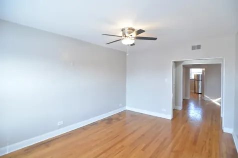 3241 North Damen Avenue Chicago IL 60618