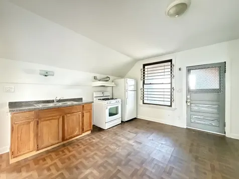 1609 North Mcvicker Street Chicago IL 60639