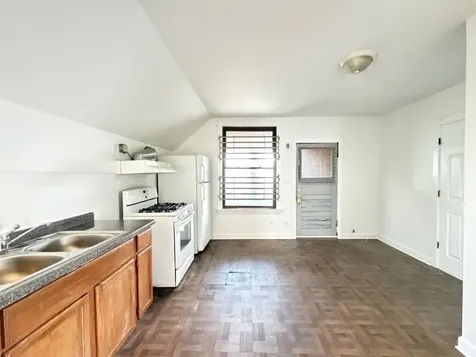 1609 North Mcvicker Street Chicago IL 60639