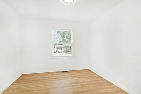 1005 East Lilac Drive Palatine IL 60074