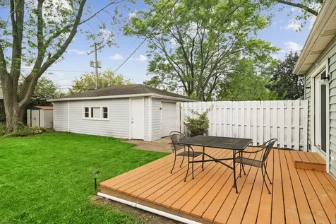 1005 East Lilac Drive Palatine IL 60074