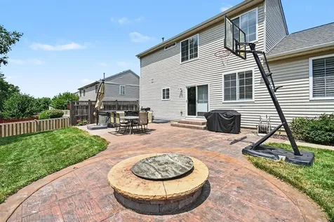 633 Briarcliff Drive Minooka IL 60447