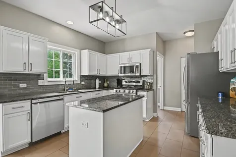 633 Briarcliff Drive Minooka IL 60447