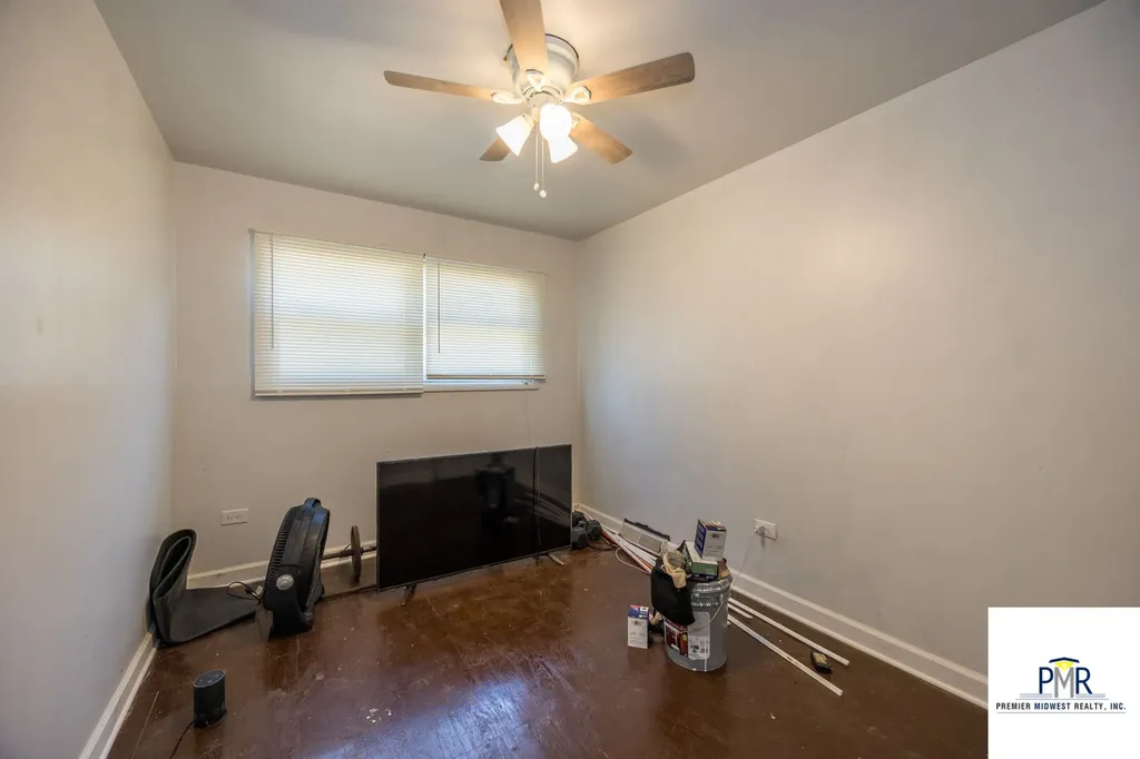 5750 South Lowe Avenue Chicago IL 60621