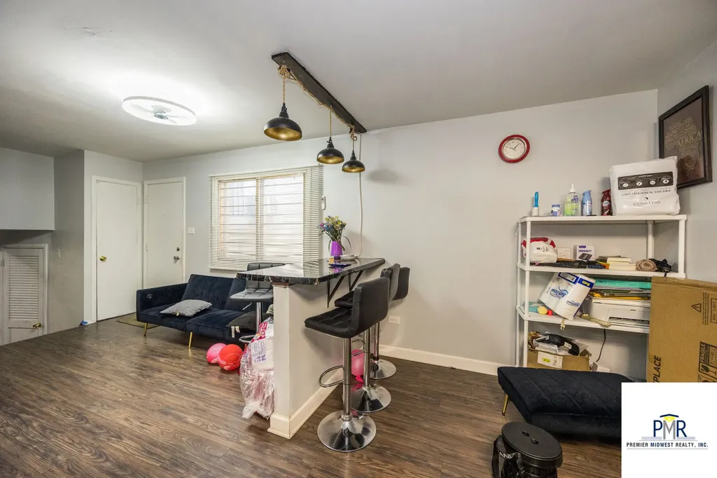 5750 South Lowe Avenue Chicago IL 60621
