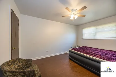 5750 South Lowe Avenue Chicago IL 60621