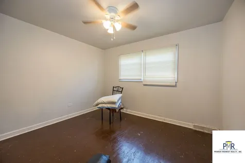 5750 South Lowe Avenue Chicago IL 60621