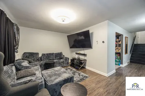 5750 South Lowe Avenue Chicago IL 60621