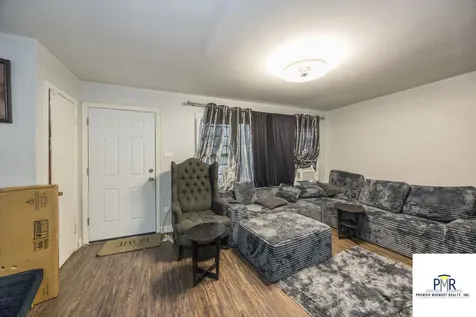 5750 South Lowe Avenue Chicago IL 60621