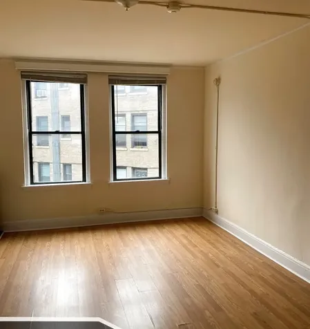 3335 West Diversey Avenue Chicago IL 60647