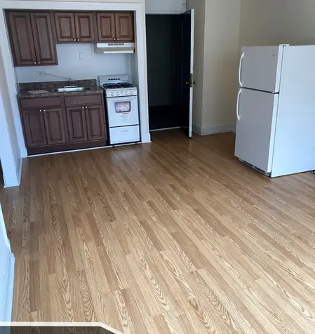 3335 West Diversey Avenue Chicago IL 60647
