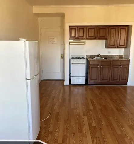 3335 West Diversey Avenue Chicago IL 60647