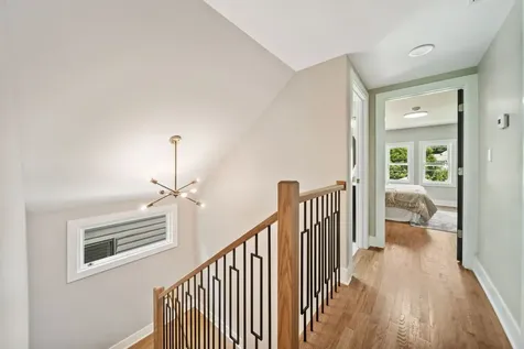 4842 West Warwick Avenue Chicago IL 60641