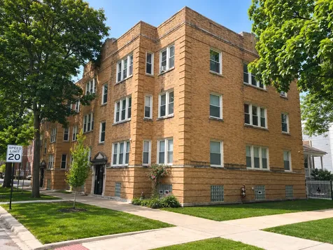3721 West Cullom Avenue Chicago IL 60618