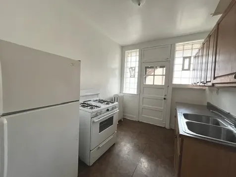 3721 West Cullom Avenue Chicago IL 60618