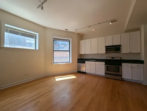 4715 North Sheridan Road Chicago IL 60640