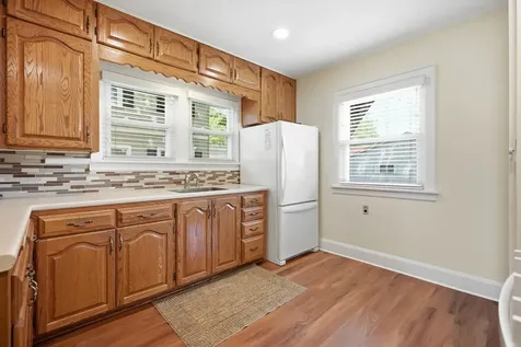 511 27TH Avenue Moline IL 61265