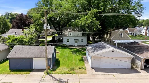 511 27TH Avenue Moline IL 61265