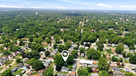 511 27TH Avenue Moline IL 61265