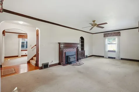 511 27TH Avenue Moline IL 61265