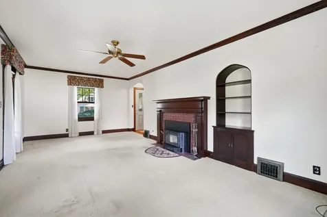 511 27TH Avenue Moline IL 61265