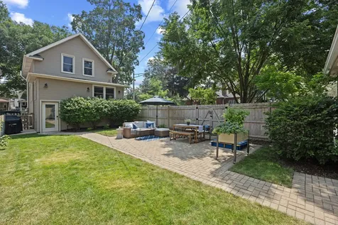 545 South Harvey Avenue Oak Park IL 60304