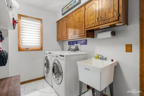 413 Windsor Drive Oswego IL 60543