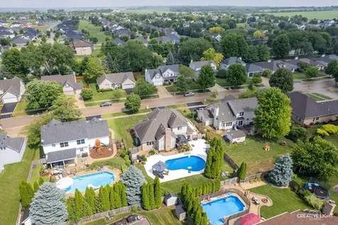 413 Windsor Drive Oswego IL 60543