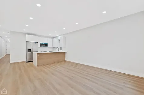 2626 West 21st Street Chicago IL 60608