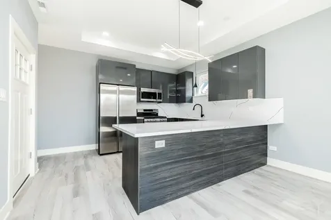 2720 West 23rd Street Chicago IL 60608