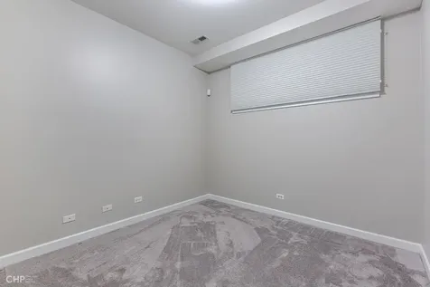 2938 North Damen Avenue Chicago IL 60618
