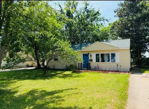 205 Caddy Avenue Carpentersville IL 60110