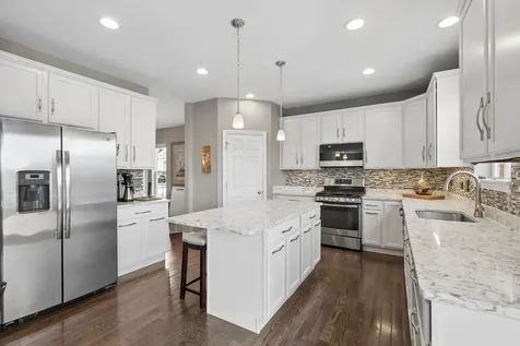 13824 Amelia Drive Lemont IL 60439