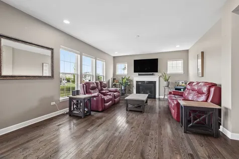 13824 Amelia Drive Lemont IL 60439