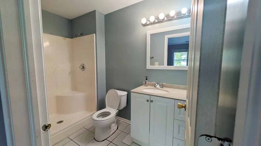 568 Manor Place Aurora IL 60506