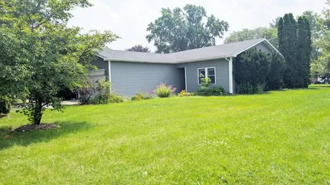 568 Manor Place Aurora IL 60506