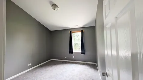 568 Manor Place Aurora IL 60506