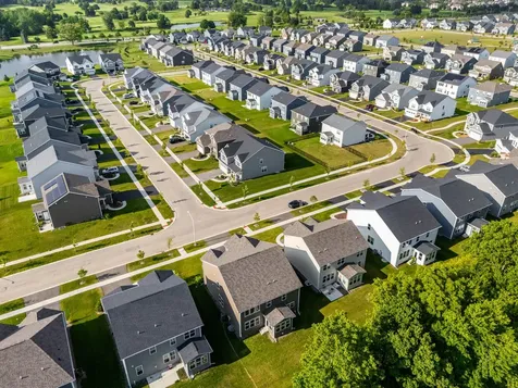 2225 Bent Grass Way Bolingbrook IL 60490