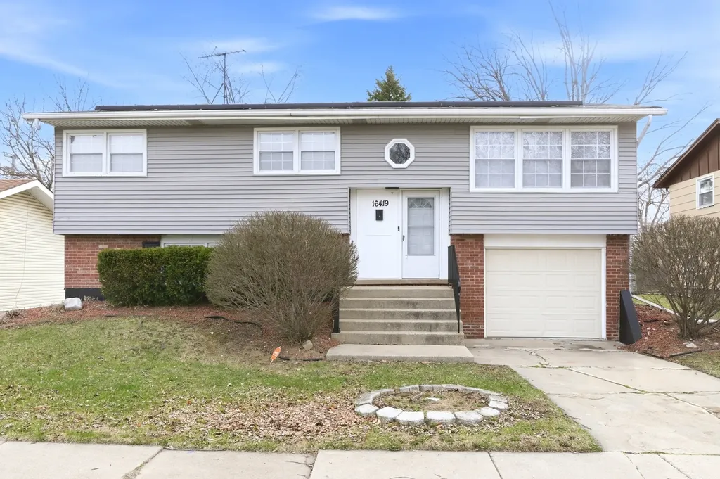 16419 Woodlawn West Avenue South Holland IL 60473